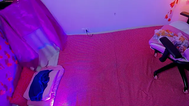 Chat +18 de naharasoller ao vivo