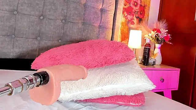 Linda_Fosterrのウェブカメラショー