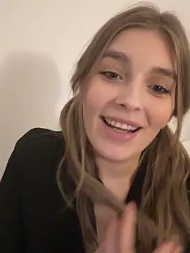 Renesme_28 Webcam show