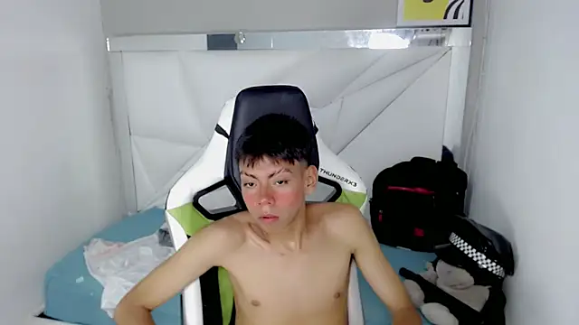 Liarr_ Live XXX Chat