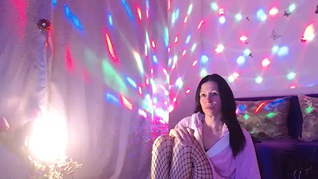 ElysaSun 即時 XXX 聊天