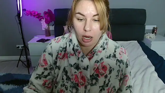 Passion-Blondy Chat XXX live