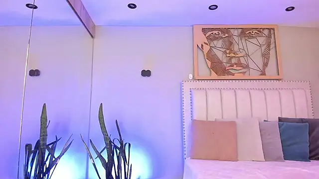 Онлайн чат XXX _LaraMom_