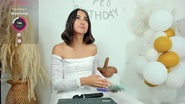 Noami_Rose Chat XXX live