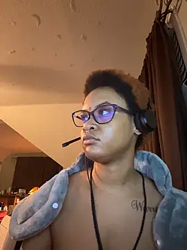 Онлайн чат XXX nickytheehawtie