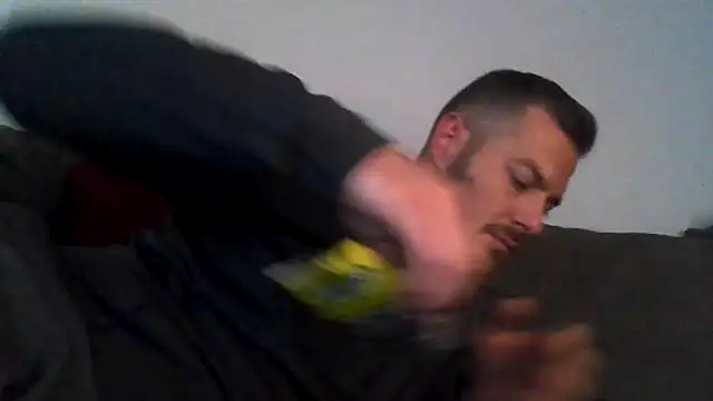 cheekycherryx: онлайн-секс-чат