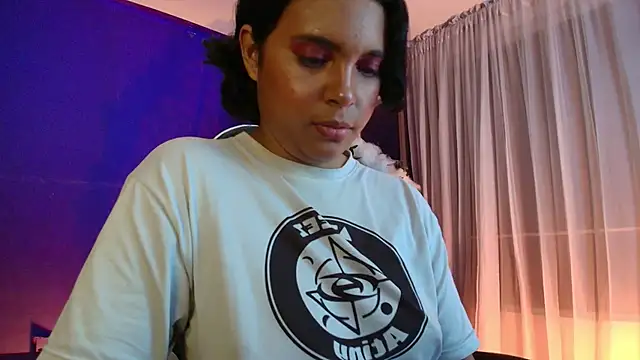 Онлайн чат XXX Emmapark_