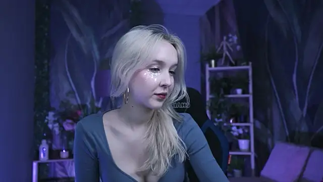 Онлайн чат XXX MaoqiBeverly