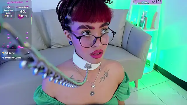 Taylor__Watson Chat XXX in diretta