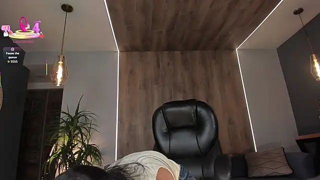 AshleyJhonson: απευθείας συνομιλία ΧΧΧ