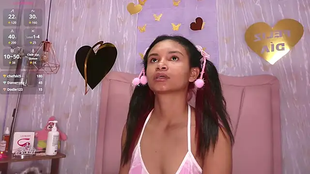 Chat +18 de liz7skinny ao vivo