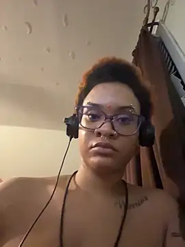 XXX chat uživo modela nickytheehawtie