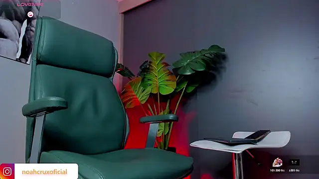 noah_crux Live XXX-Chat