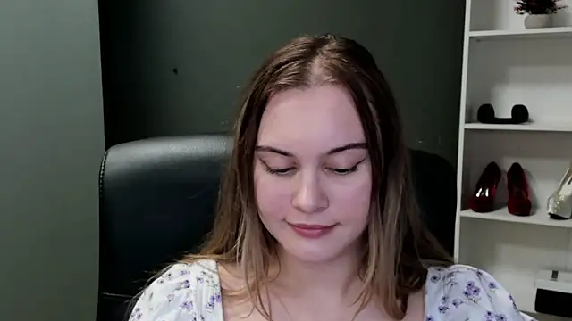 kitty_valeria 现场XXX聊天