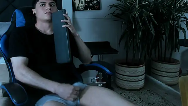 Chat XXX ao vivo de roan_birkin