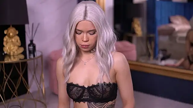 NickyBenz: онлайн-секс-чат