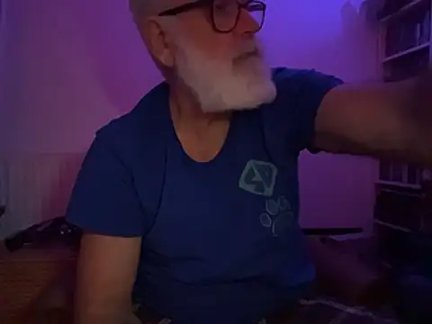 Chatroom XXX en direct de LeatherSdaddy