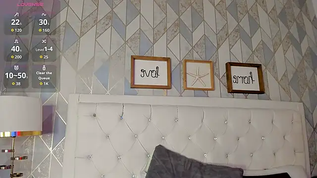 luna_forever7 Adlı Modelin Canlı XXX Sohbeti