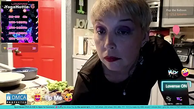 YogaHottie76 Live XXX-Chat