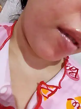 Beerrry 现场XXX聊天