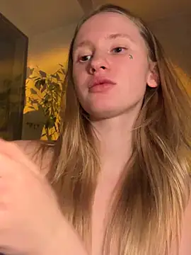 saint_cat25 Chat XXX live