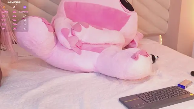 Chat +18 de amy_miller1 ao vivo