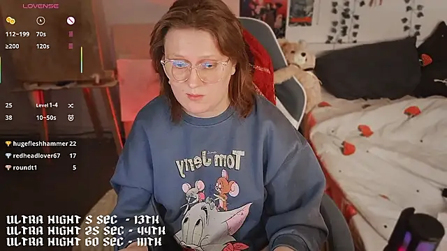 Chat +18 de kate_not_today ao vivo