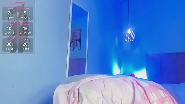 ela_petit's Live XXX Chat