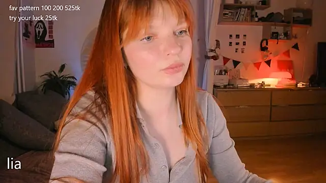 lil_lia élő XXX-chatje