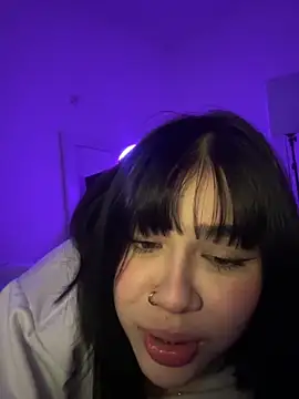 Lily_Woodz's Live XXX Chat