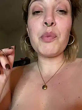 STRIPsegale Live XXX Chat