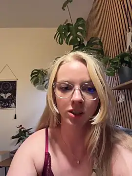 LinaLeana Live XXX-chat