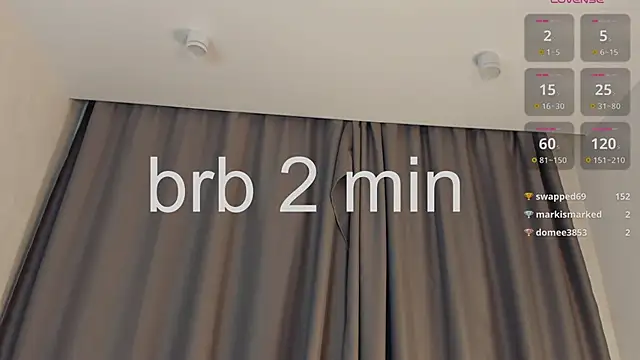 VeolaViccica's Live Chat Room