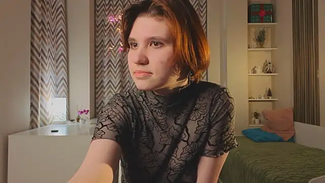 BelleHayton's Live Sex Cam Show