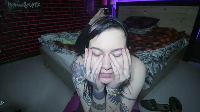 MoorderxDoll's Webcam Show