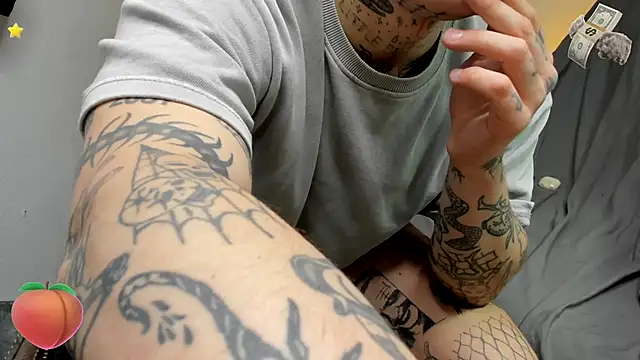 Вебкам-шоу layneinchains