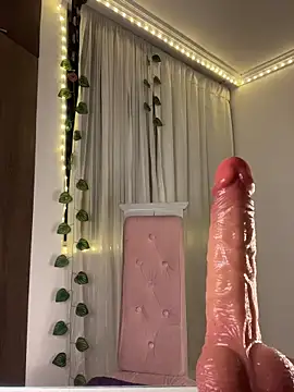 lina_pink Adlı Modelin Canlı XXX Sohbeti