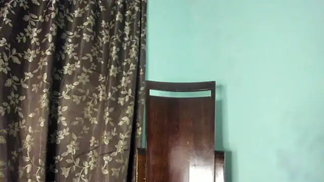 Nathaly_love96 Adlı Modelin Canlı XXX Sohbeti