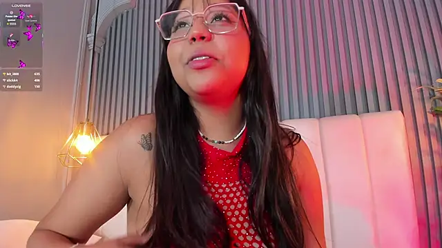 Chat XXX ao vivo de SofiAdanss