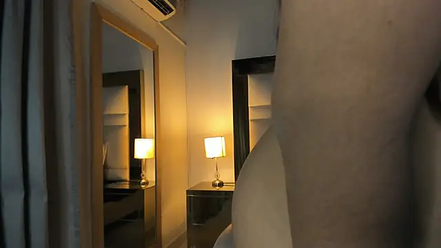 Zoei_Moon Adlı Modelin Canlı XXX Sohbeti