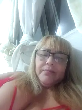 Ana202610's Live Sex Cam Show