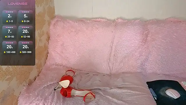 _Bella_Hix_ Chat XXX in diretta