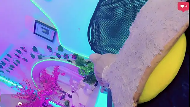 Irina_milkmaid – webcam-show