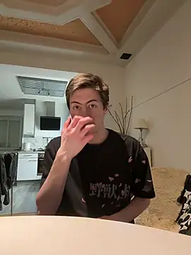 xy_monkeyBigCock Show Webcam