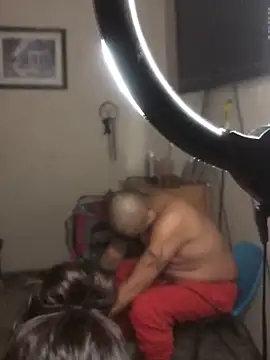 silverbay-456 élő XXX-chatje