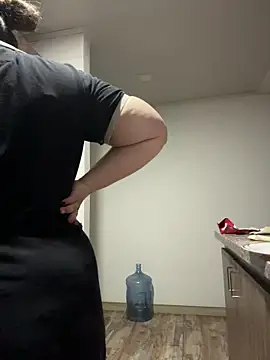 Show modela PortuPAWG na web-kameri