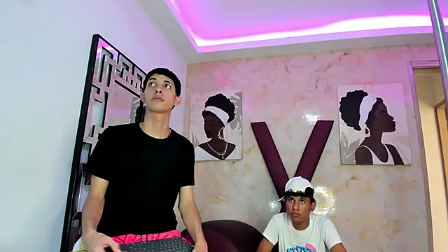 SWEET_RABBIT1's Live Chat Room