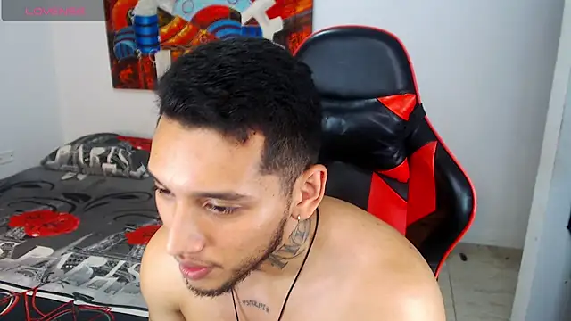 Chat +18 de EvanVelvet ao vivo