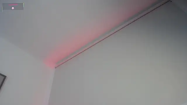 Chat +18 de Selina_Sykes ao vivo