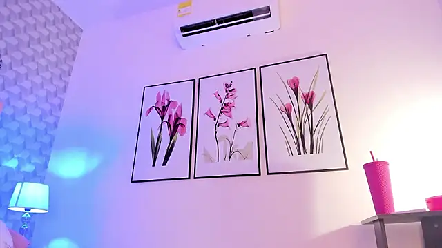 Chat +18 de Lana_Prince ao vivo